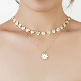 Cimenexe Bohemian Layered Daisy Choker Necklace White Enamel Daisy Pendant Necklace Gold Sunflowers Chain Necklace Small Daisy Flower Necklace Jewellery for Women, Zinc, No Gemstone