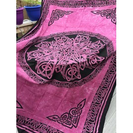 4Rissa Celtic Knot Mandala Rose Pink Tapestry Wall Hanging Bedspread