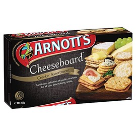 Arnott's Cheeseboard Cracker Assortment, 250 g