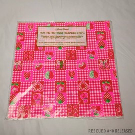 1976 Hot Pink Checker Mushroom Cherry Cat Apple Theme Gift Wrap 2x 1.64x2.41ft