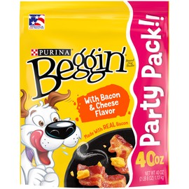 Purina Beggin' Strips Real Meat Dog Training Treats, Bacon & Cheese Flavors - 40 oz. Pouch
