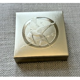 Storybook Cosmetics GIRL ON FIRE Hunger Games Pressed Powder/Highlig