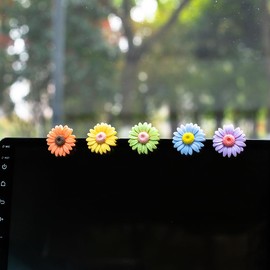 DWUENT 8pcs Daisy Resin Fridge Magnets - Strong Magnetic Flower Decorations for Kids & Adults (2.5x2.5cm)