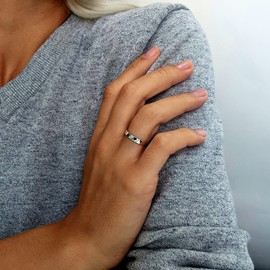 Silverly Frauen .925 Sterling Silber gehämmert Fertig 3mm Band Ring