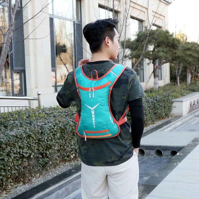 Arvano Hydration Backpack Lightweight Running Backpack Bicycle Backpack with Hydration