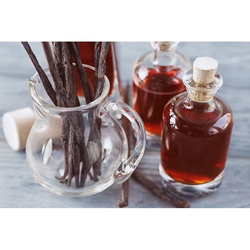 Organic Vanilla Extract - Made with Madagascar Vanilla Beans -