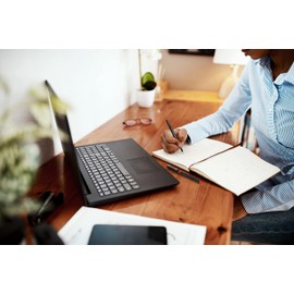 Schneider Xtra 805 Tintenroller (Röhrchenspitze aus Edelstahl, 0,5 mm) 10er Packung grün