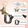 [PATIKIL] アルファベットイニシャルレターキーチェーン 女性用キーパースハンドバッグバッグアクセサリー用タッセルバタフライレターUペンダント装飾付きレジンかわいいキーチェーン 黒