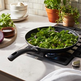 Henckels Everlift 12-inch Nonstick Frying Pan, Made in Italy, durable 3-layer coating, lightweight aluminum from recycled materials, Oven safe to 400°F, Dishwasher safe