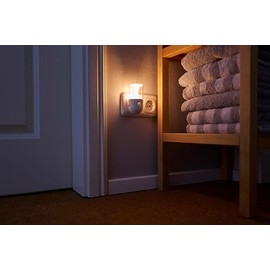 Northpoint Nachtlicht Wandleuchte Innenleuchte mit Dämmerungssensor & Bewegungsmelder, Up&Down Licht für die Steckdose LED 2700K Warmweiß - Nur ca. 1 Watt Verbrauch (Weiß-Zylinderform)