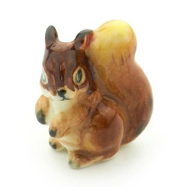 MyTinyWorld Doll House Miniature Hand Made Brown Ceramic Squirrel