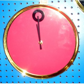 STONEYBROOK CLOCK CO MODERN 13"RED ROUND/BLACK CIRCLE STONEYBROOK WALL CLOCK