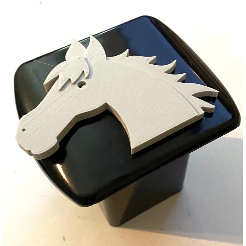 Horse Head in 3d - Black with White - 2