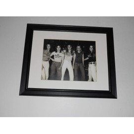 Framed The Runaways Band 1977 Joan Jett, Lita Ford, Sandy West, Jackie Fox, Cherie Currie 14" x 17"