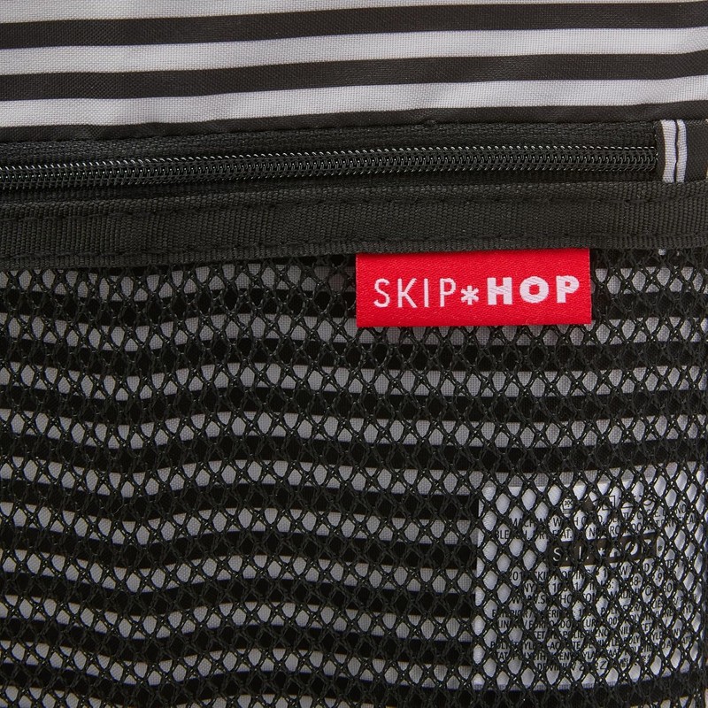 Skip Hop Bolsa Impermeable Húmeda-Seca, Raya Blanco Y Negro