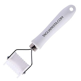 Pasta & Pastry Cutter, 4 Fluted Squares Every Rotation, with Delrin Wheels and ABS Handle. Art.372