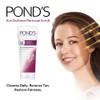 Pond's White Beauty Tan Removal Face Scrub 100g / 폰드의