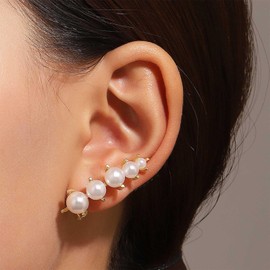 Xmsrn Vintage Pearl Ear Climber Earrings Gold Pearl Crawler Earrings Boho Pearl Earrings Cluster Pearl Stud Earrings for Women