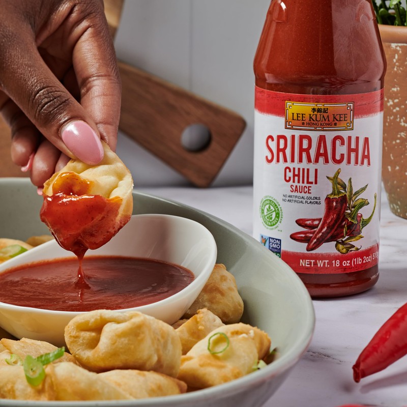 Lee Kum Kee Sriracha, Chili Sauce, 18 Ounce (Pack of