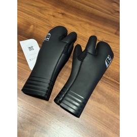 Buell 7mm Lobster Wetsuit Surfing Gloves Black, Brand New with Tags!