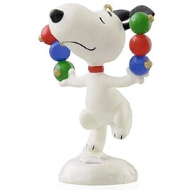 Peanuts Snoopy Keepsake Ornament (Decking The Tree/New)