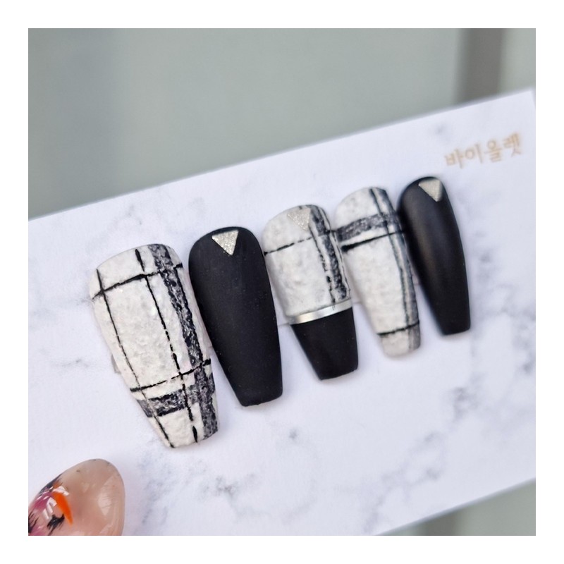 Rough check black handmade nail tip - long point /