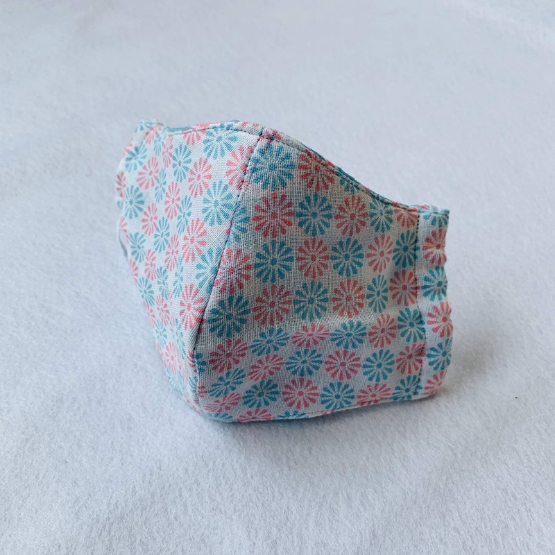 Hagoromo No. 80633 Kussho Gauze Handkerchief, Karahana