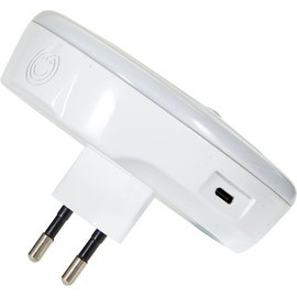 Northpoint LED Night Light for Socket, Motion Sensor, 2 x Side USB Charging Port, Warm White, Colourful Light (Pack of 1)