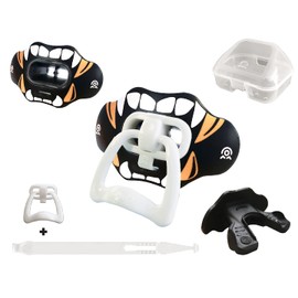 COOLLO SPORTS Protector bucal 2 en 1 Transformador chupete de fútbol protector de labios deportivo para adultos y jóvenes, bandera de Estados Unidos y boquilla de colmillos (funda incluida) (colmillos dorados (una capa))