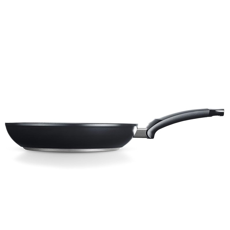 Fissler Ceratal Classic Ceramic 9.5 Inch Non-Stick Frying Pan, Orbit