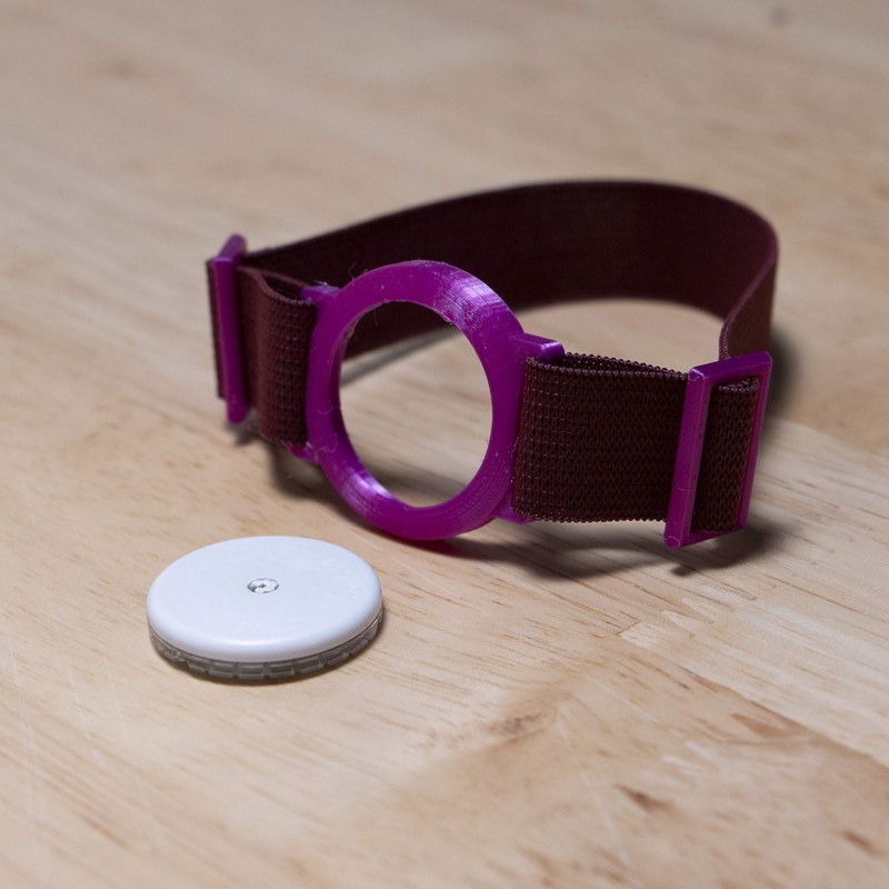 Freestyle Libre 1/2 Sensor Armband Holder Purple Protects Your Sensor