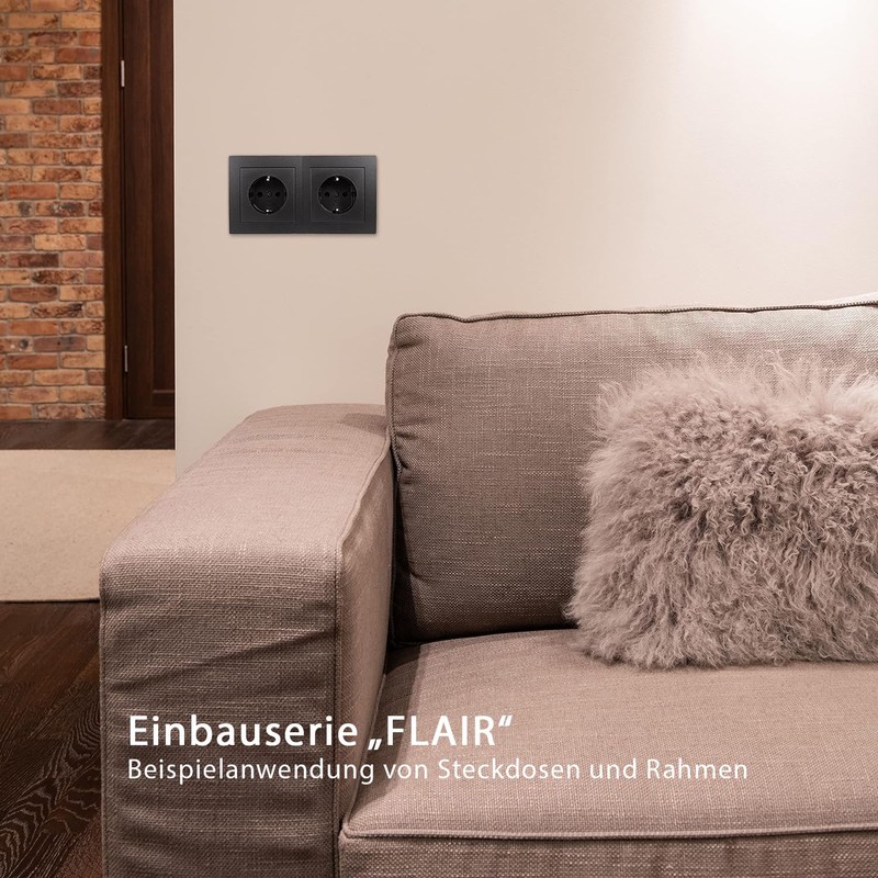 McPower FLAIR earthing contact socket, 250 V ~ / 16