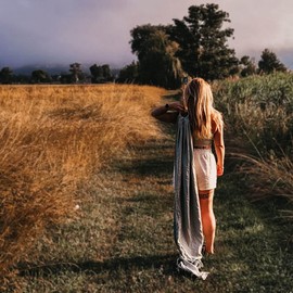 Hoppediz Ring-Sling, Baby-Tragetuch ab Geburt, 100% Bio-Baumwolle, Design Elba