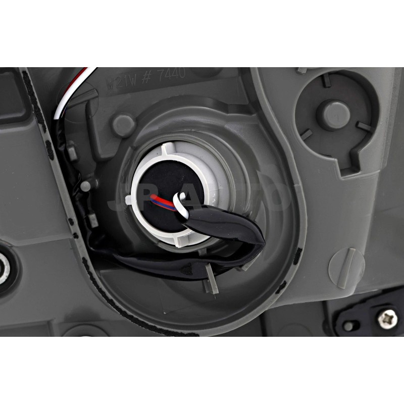 jpautowholesale For 2012-2015 Toyota Prius Plug-In Tail Light Passenger Side