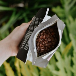 Lucky Goat Breakfast Blend Whole Bean Coffee – Billy Goat – Light body, Low Acidity, Morning Cup, Smooth and Mild - Medium Roast, 12 Ounce Bag