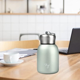 Small Vacuum Insulated Water Bottle Mini Thermal Water Bottle Leak-Proof Vacuum Drink Bottle for Home, Outdoors, Travel, Sports, 280ML (Green)