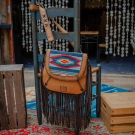 STS Ranchwear Chaynee Valley Serape Collection Saddlebag – Leather Western Style Crossbody Bag (33826), Multi