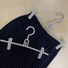 Shinko Hanger Monoclosette Skirt Hanger Set of 2 with Clips, Connecting Hook, Swivel Hook, Gray, 14.2 x 7.9 x 1.2 inches (36 x 20 x 3 cm)