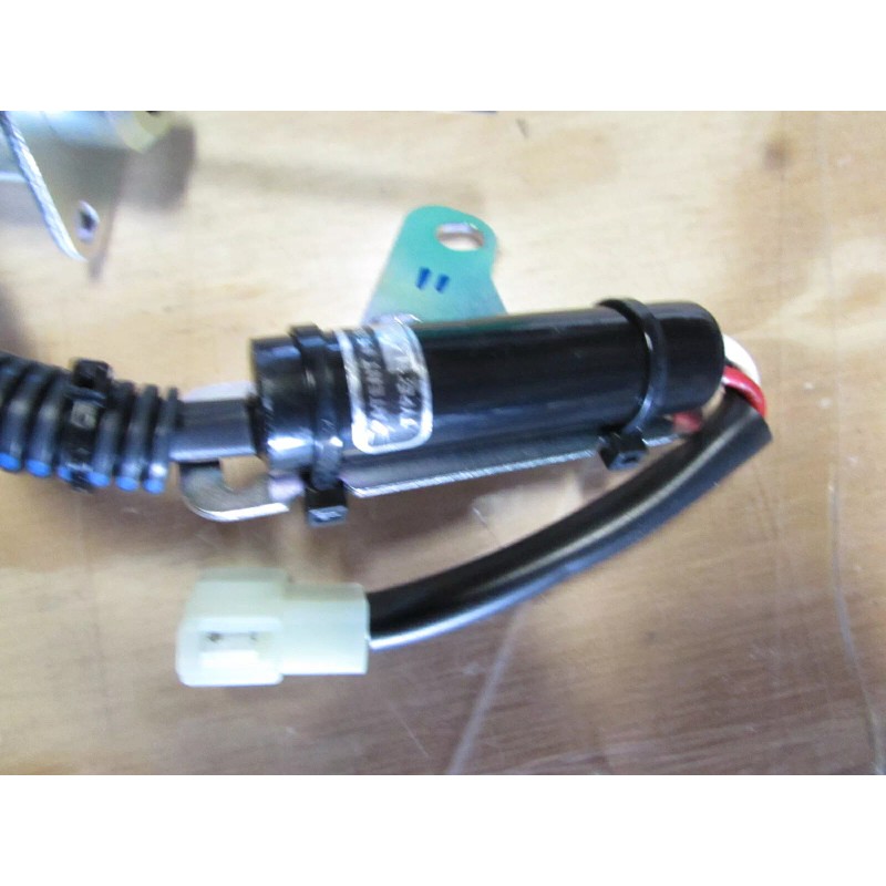 Kubota NEW GENUINE KUBOTA ENGINE FUEL SHUTOFF SOLENOID 1G820-60022