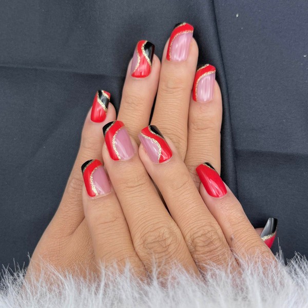 Xiokyo 24Pcs Checked Pattern Press on Nails Medium Square Fake