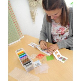 Pixel P60001-27501 Small Starter Box, Craft Set with 60 Pixel Plates, 4 Base Plates, 12 Lockets with Chain and 4 Mini Template Books, Easy Plug-In System