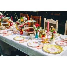 Talking Tables Pretty Floral Paper Table Cover for Afternoon Tea Party Pretty Vintage Floral Tablecloth Truly Scrumptious Range Great For Birthday Party, Baby Shower, Wedding And Anniversary