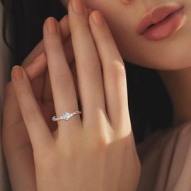 KRKC&CO Moissanite Engagement Ring Simulated Diamond Ladies Fashion Ring 0.5 Carat Sterling Silver Proposal Vibration Moissanite Engagement Ring White Gold Plated Metal Allergy Free, Metal, Moissanite