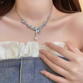 Blue Enamel Butterfly Statement Necklace for Women Boho Adjustable Crystal Butterfly Pearl Pendant Choker Exquisite Multiple Butterfly Necklace (Blue)