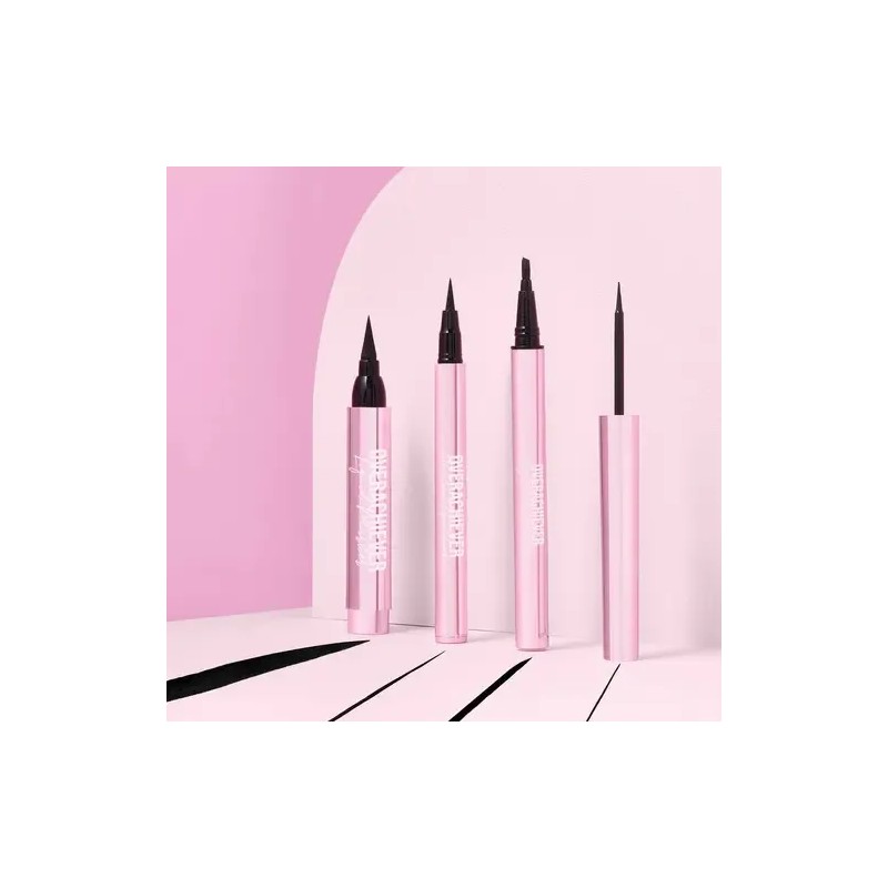 Delineador Liquido Overachiever Negro Beauty Creations Color Plumon Grueso