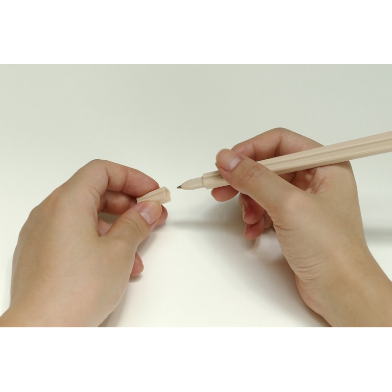 割ri箸 Ballpoint Pen Oil-Based Ink Black 0.8 mm Fine Point