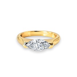 StiloVero Marquise-Cut Ring, Thick 18K Gold-Plated on 925 Sterling Silver for Long-Lasting Shine, Classic & Timeless Jewelry for Women – Ideal Gift for Engagement, Anniversary, or Birthday (Gold, 6)