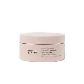 Versed Manteca Corporal Avanzada Con Retinol - Loción Corporal De Retinol Encapsulado Y Crema Reafirmante Para La Piel - Infundida Con Una Mantequilla Rica En Tripéptido Y Vitaminas