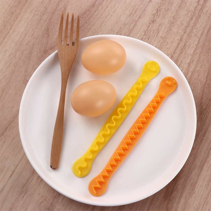 Pokinge 4 Pcs Eggs Slicers, Fancy Boiled Egg Cutter Wave