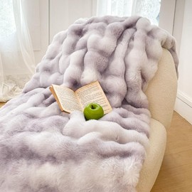H&D Faux Fur Throw Blanket for Couch,Fluffy Cozy Soft Plush Luxury Thick Fuzzy Fleece Blanket for Couch Bed Sofa Bedroom Living Room,Comfy Bubble Blanket
